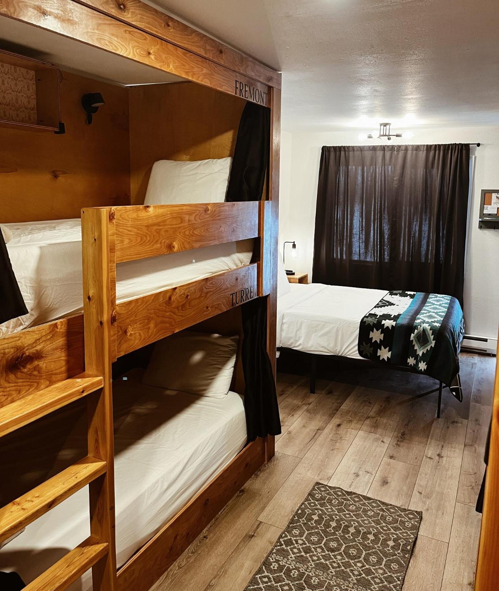 Jackalope Motor Lodge 파인데일 외부 사진